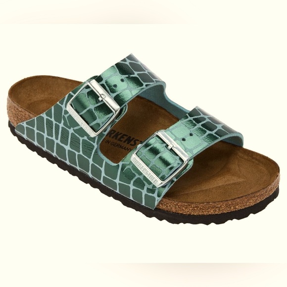 Birkenstock Shoes - NWT Birkenstock Arizona Gator Gleam Green Silver Metallic Sandal, size 38/ US 7
